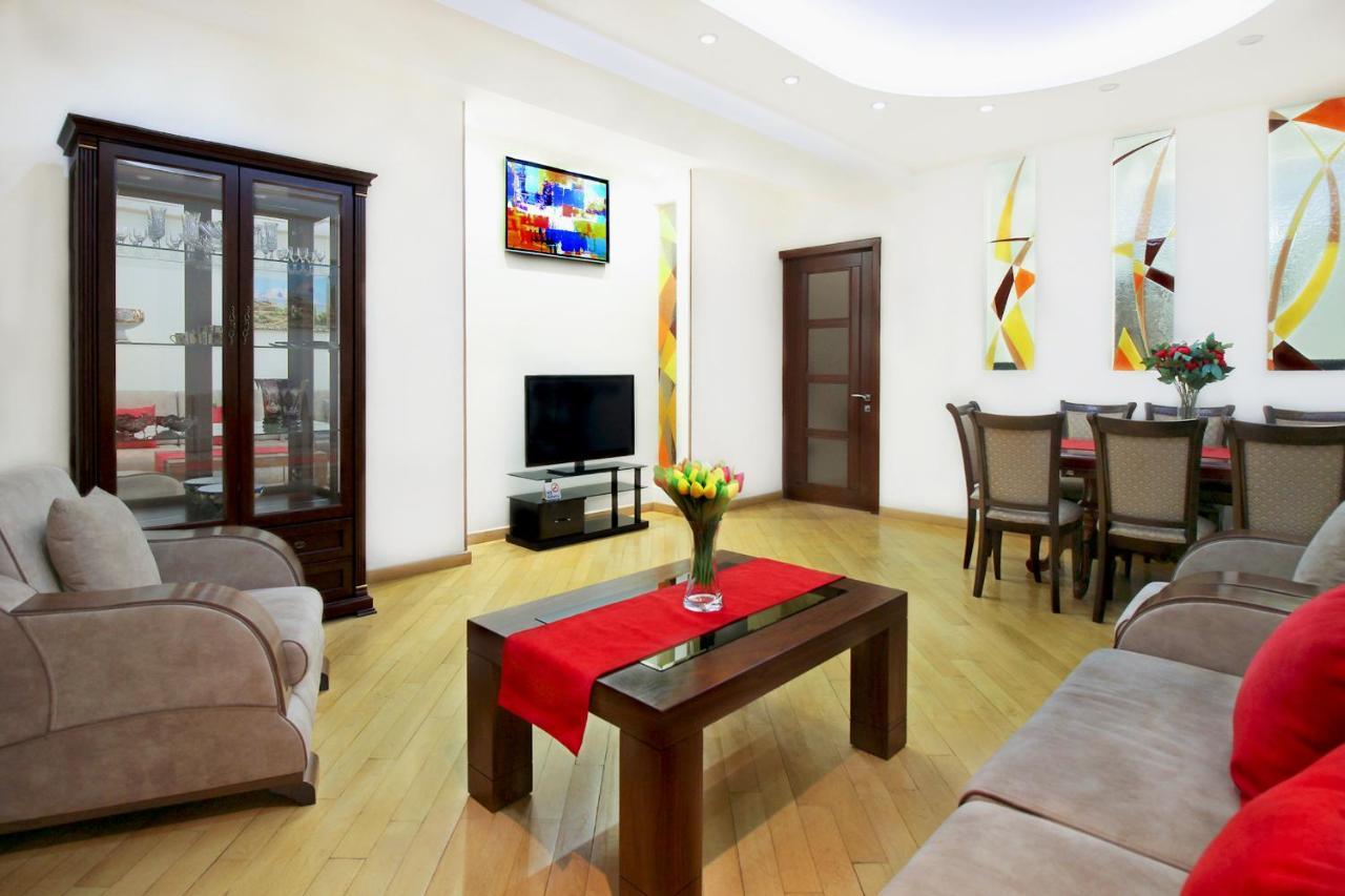 3 Bedroom Apartment Near Republic Square Jerevan Eksteriør bilde