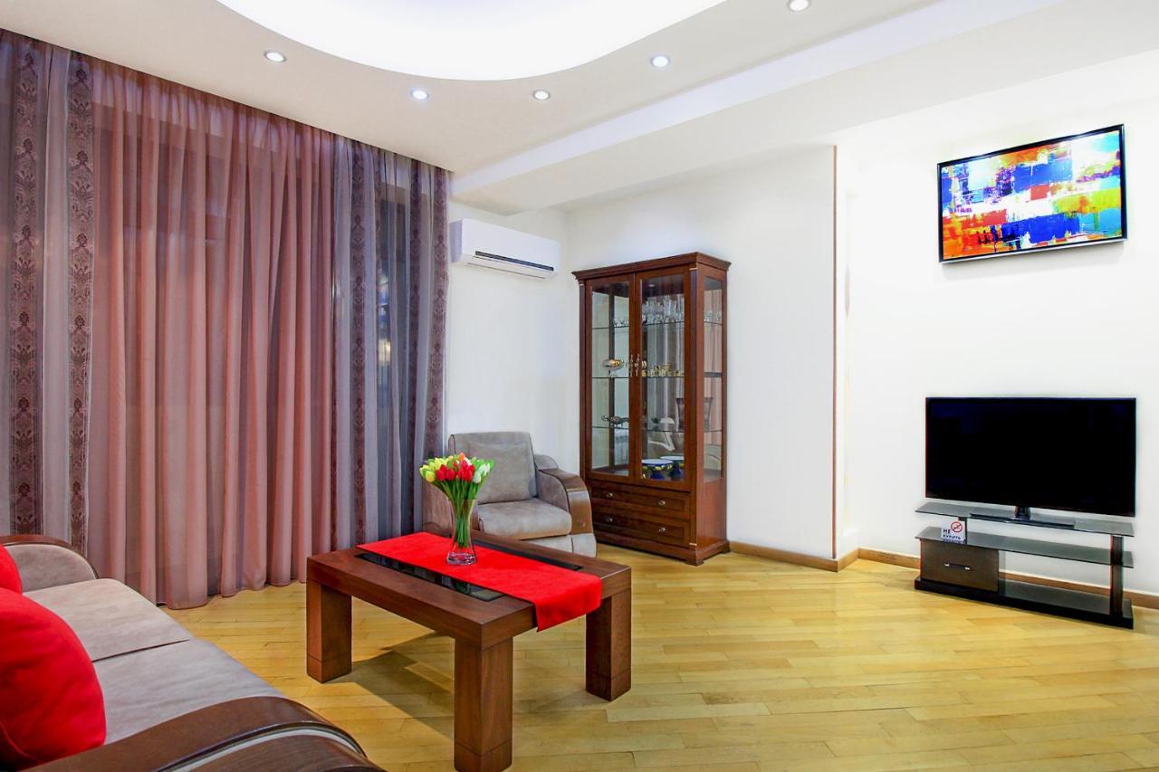 3 Bedroom Apartment Near Republic Square Jerevan Eksteriør bilde